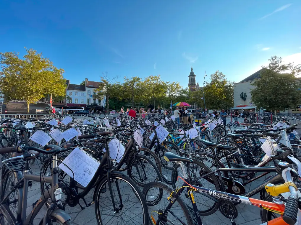 Photo d'une brocante vélo