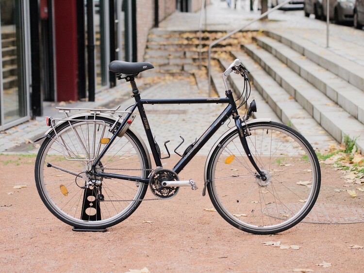 Vélo noir Koga Miyata