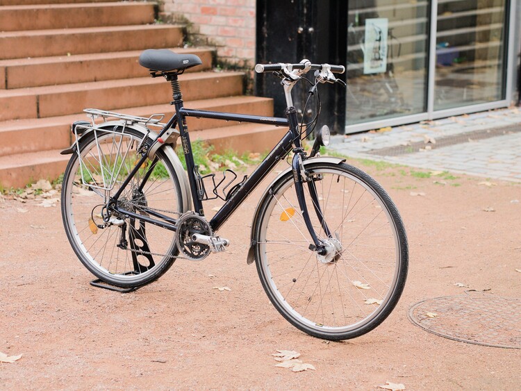 Vélo noir Koga Miyata