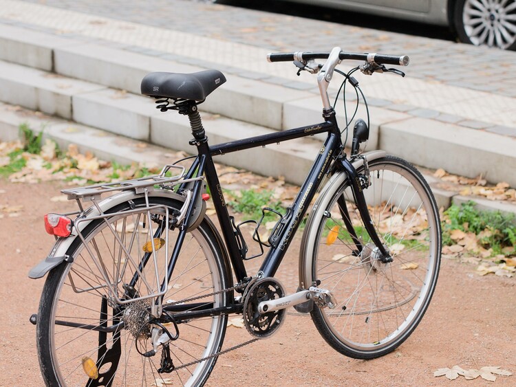 Vélo noir Koga Miyata