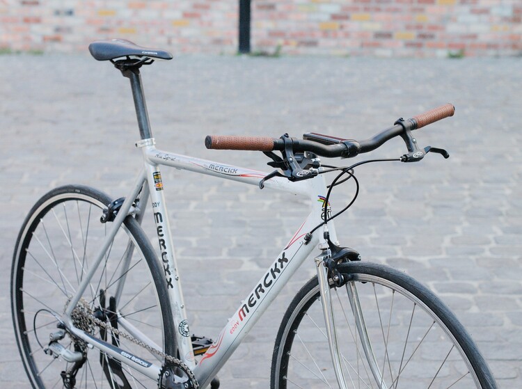 Vélo gris Merckx