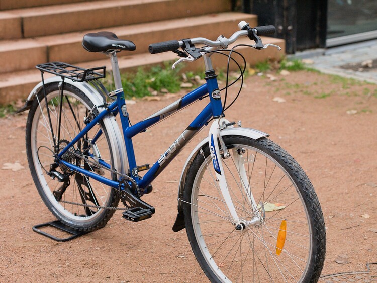 Vélo bleu Scott