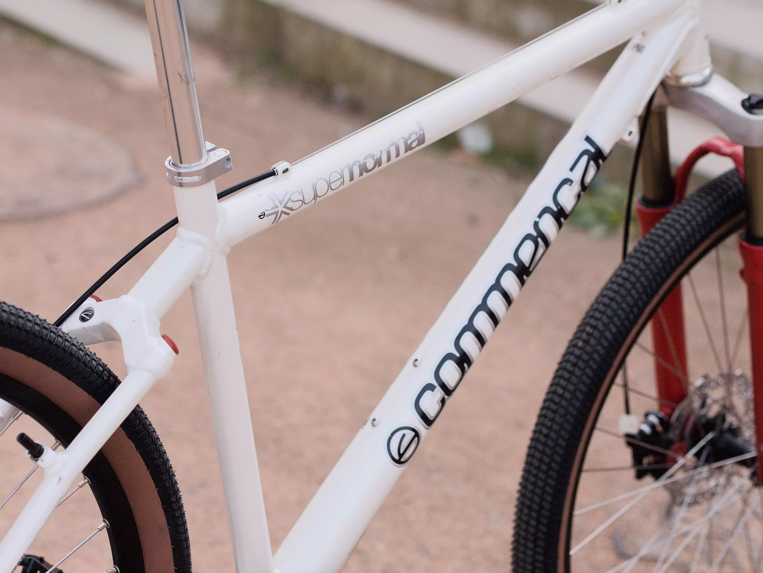 CommençalSuperNormalBlanc_04