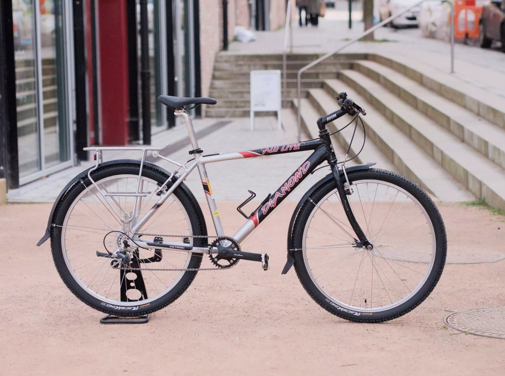 DiamonAluliteNoirgris_01