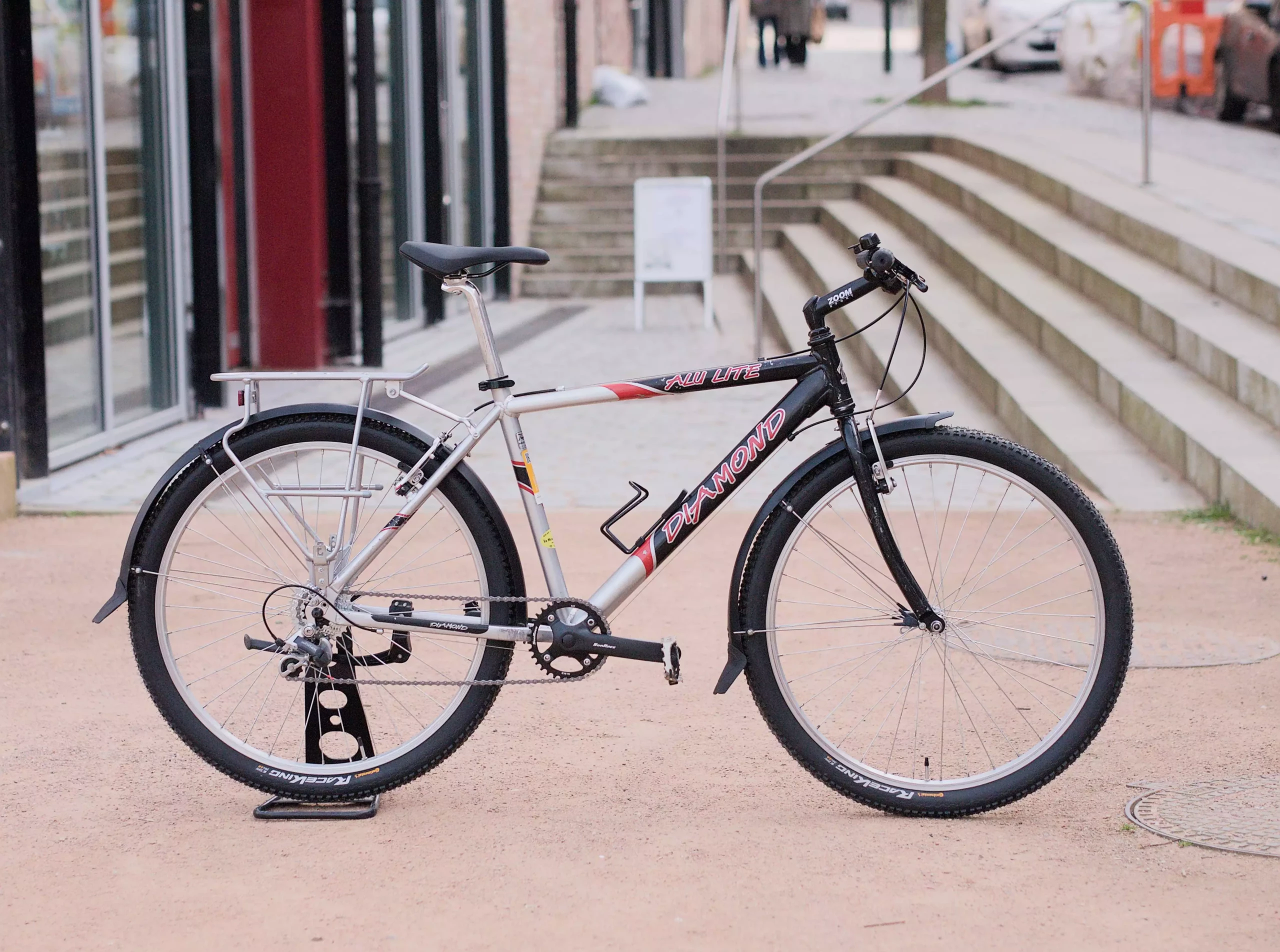 DiamonAluliteNoirgris_01