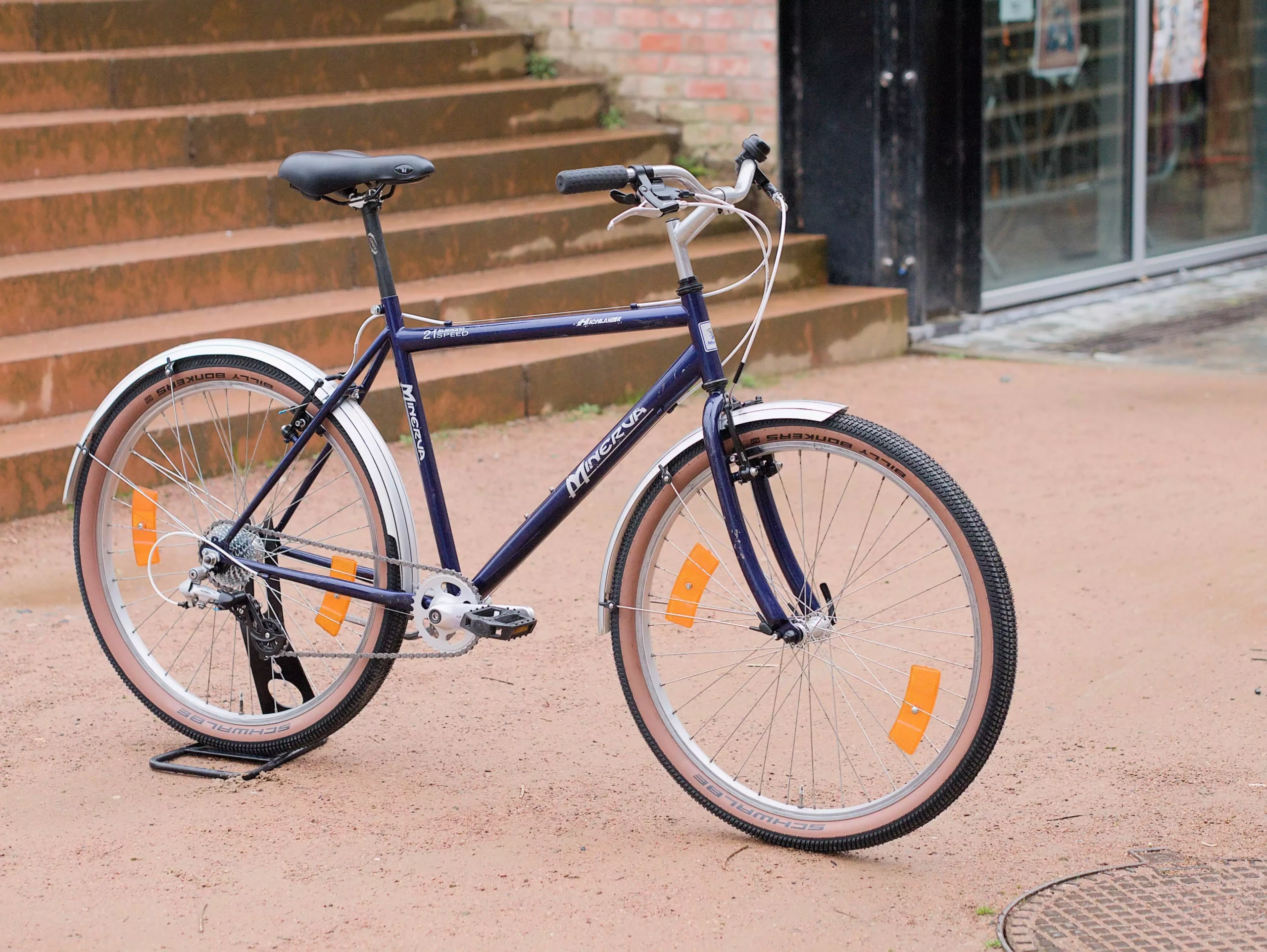 MinervaHiglanderBleu_02