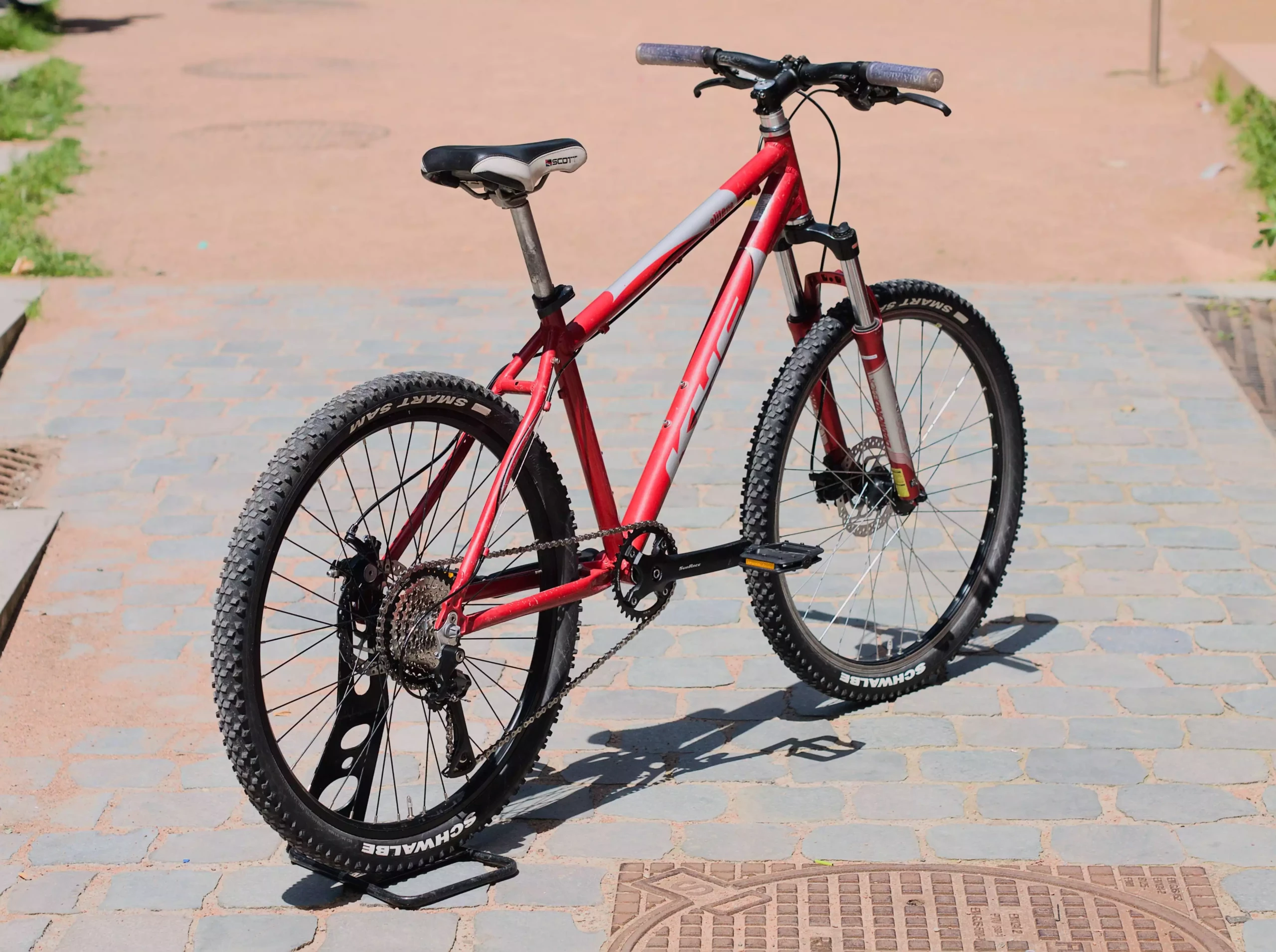 KHSAlite150Rouge_03