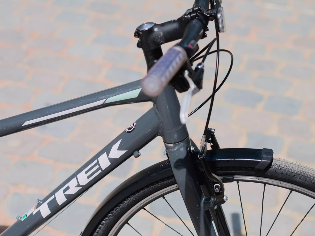 TrekFX2Gris_04