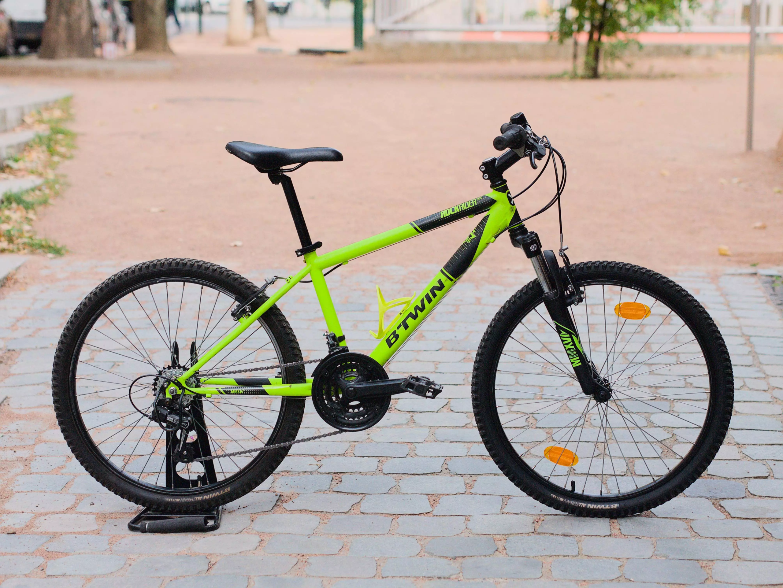 Rockrider500_jaunefluo_01