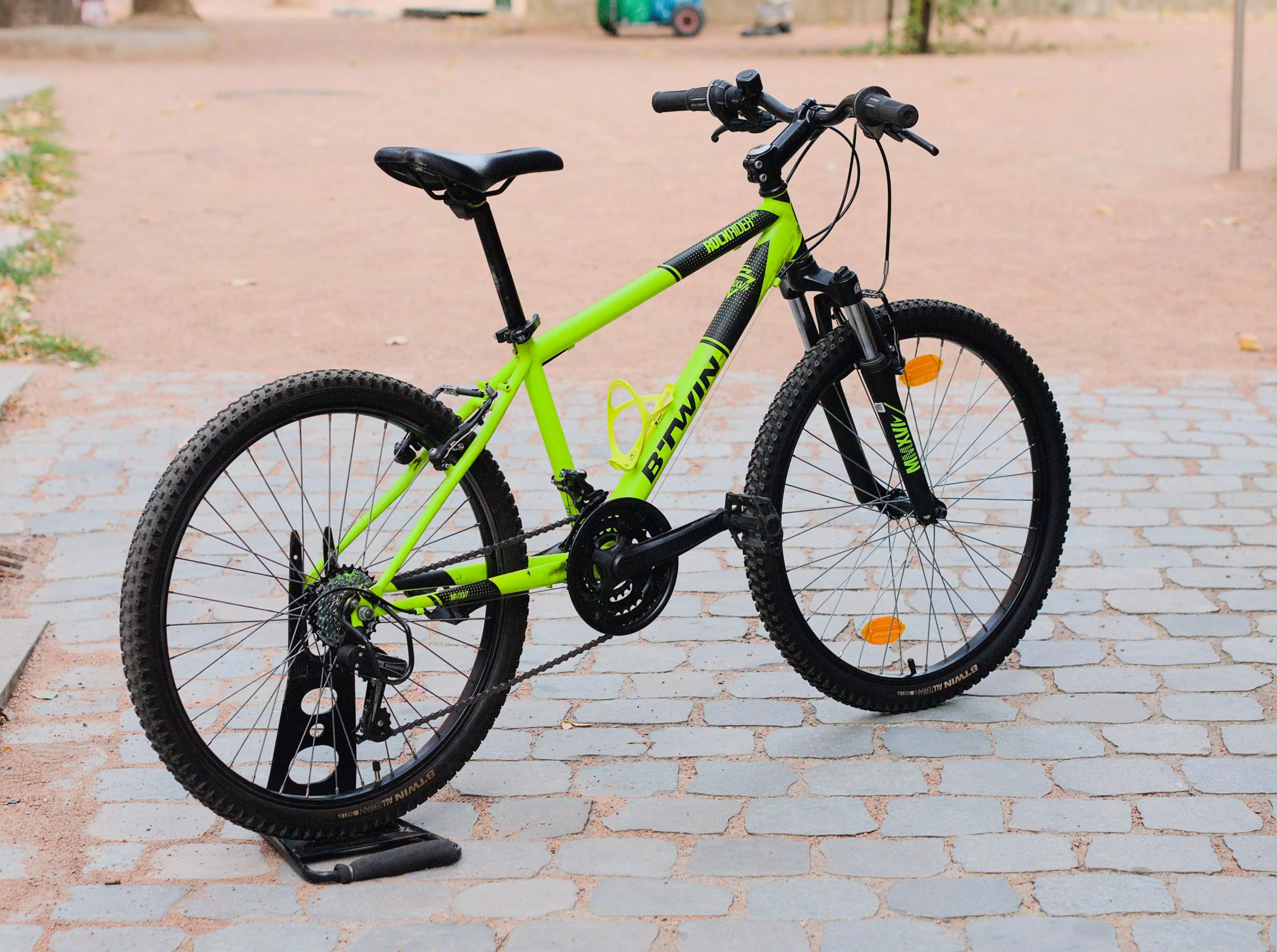 Rockrider500_jaunefluo_03