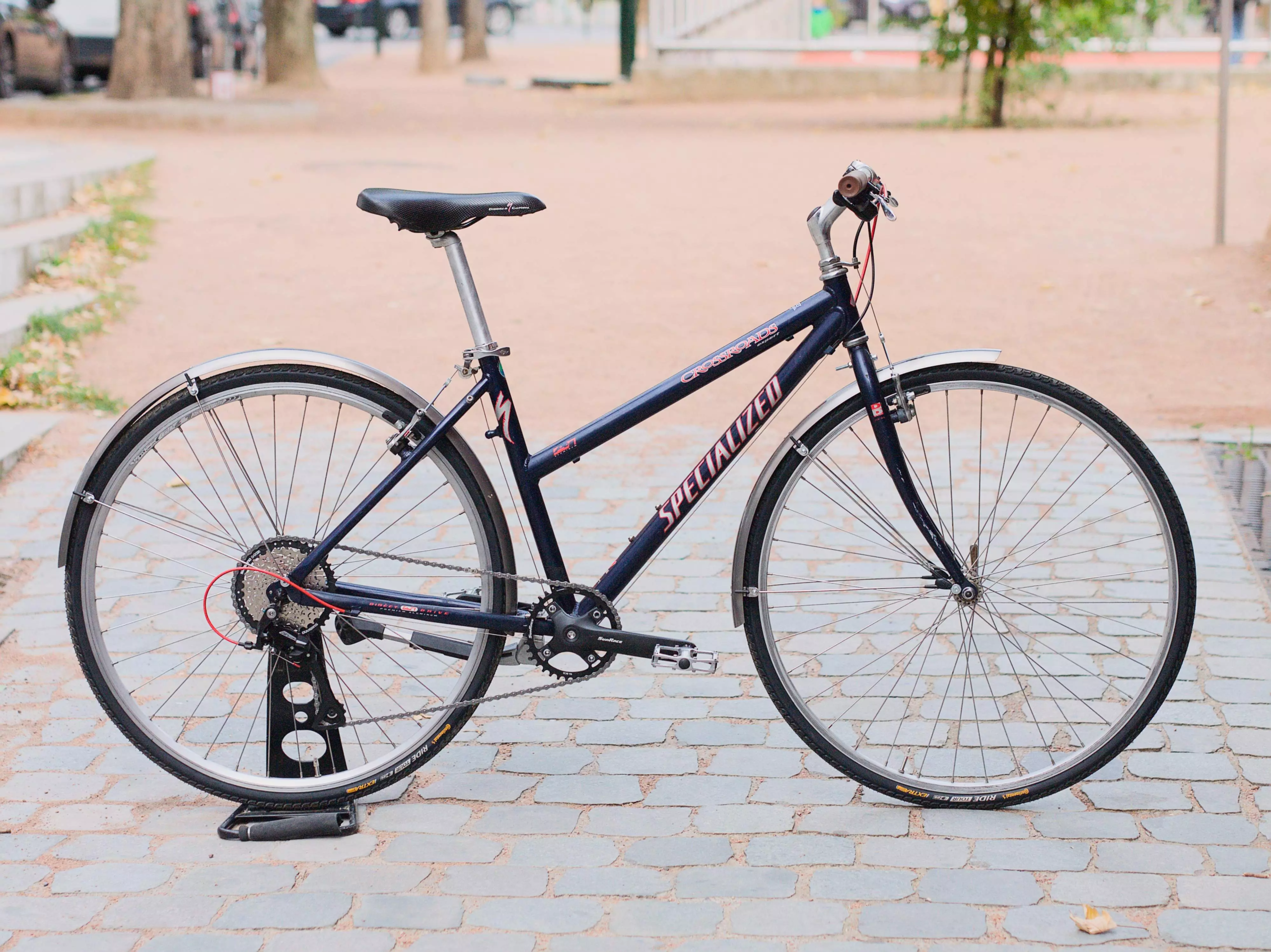 SpecializedCrossroads_mauve_01