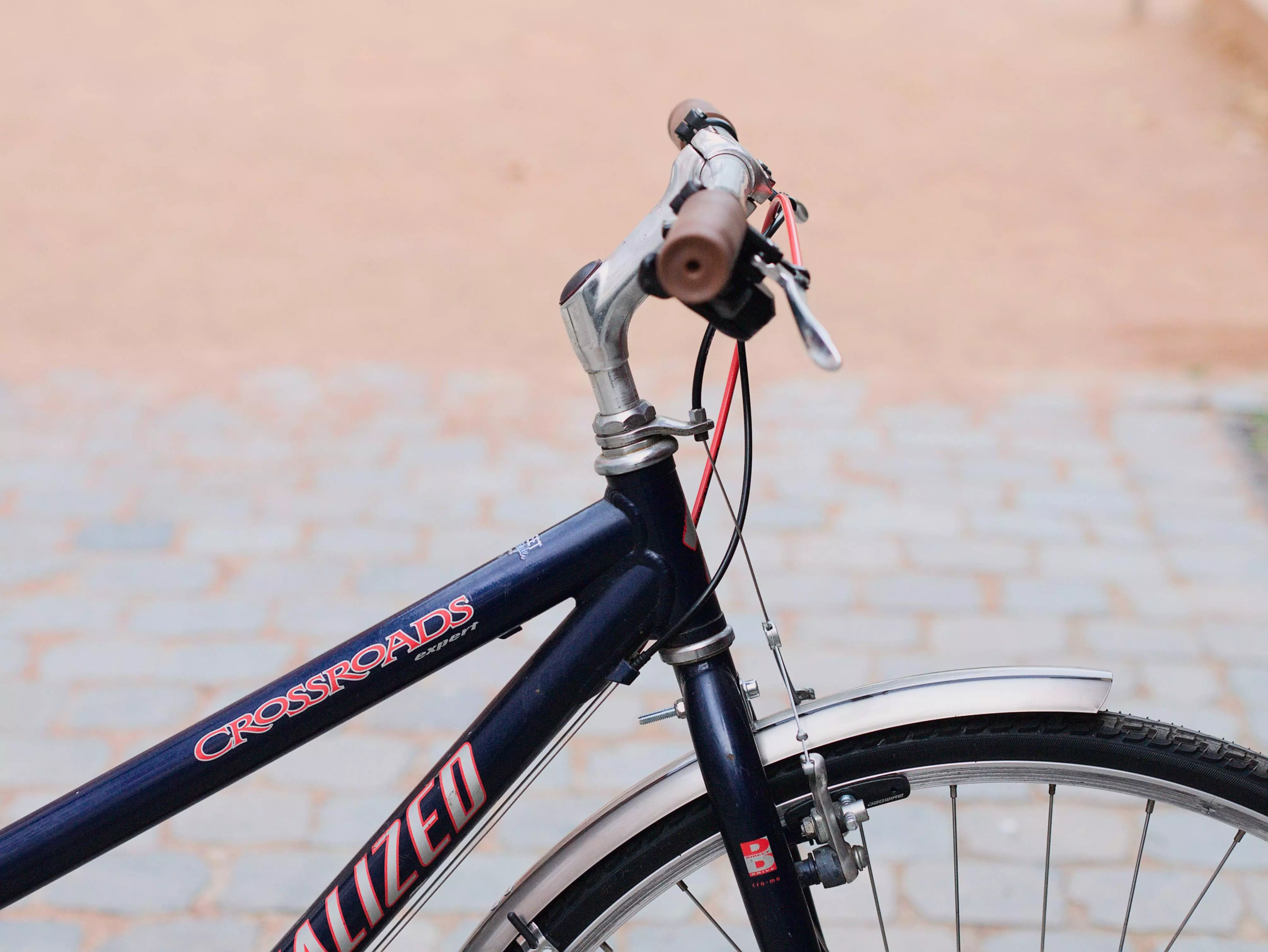 SpecializedCrossroads_mauve_04
