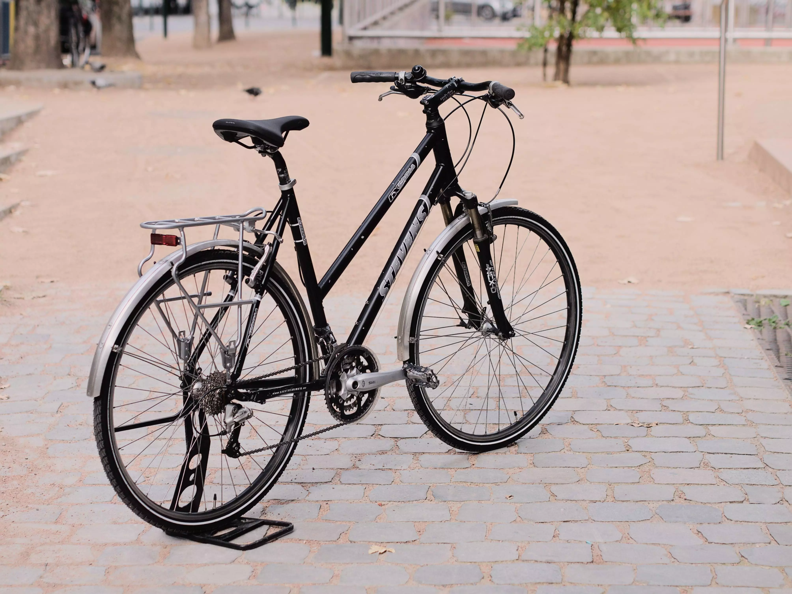 Stevens6xCross_noir_03
