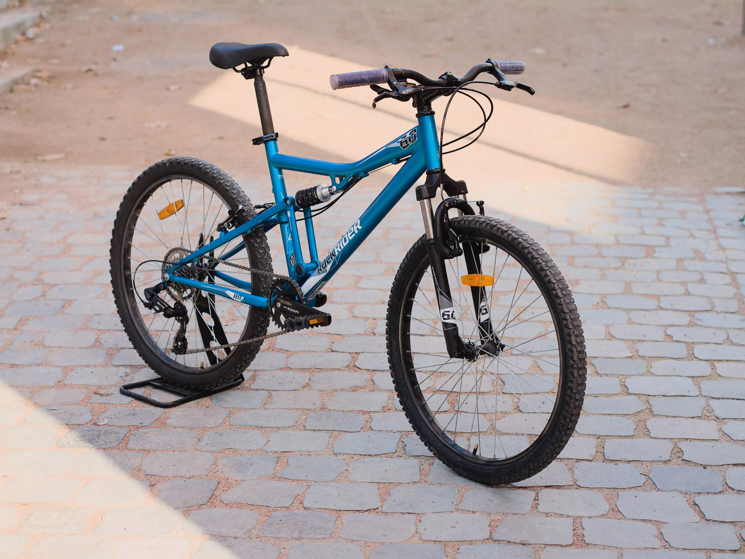 BtwinRockrider6_bleu_02