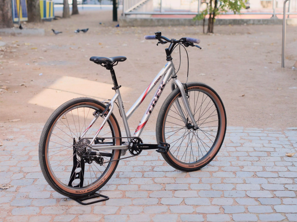 Trek800_gris_03
